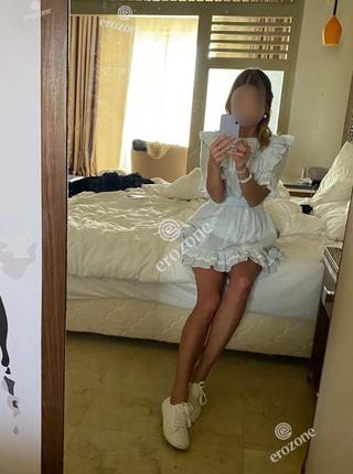 Młoda i Zgrabna - Ogłoszenie towarzyskie Warszawa