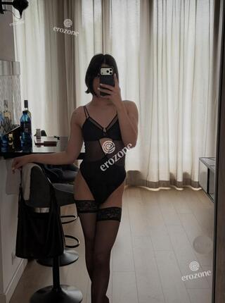 Esti - Personal ad Cracow