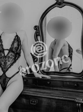 Filigranowa Sabrina Nuru Masaż - Personal ad Lublin