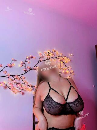 Biust 8 Amelia Masaz Erotyczny - Personal ad Warsaw