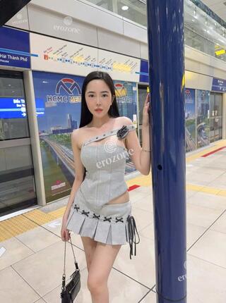 Ly ly , Korea seks, full service - Personal ad Warsaw